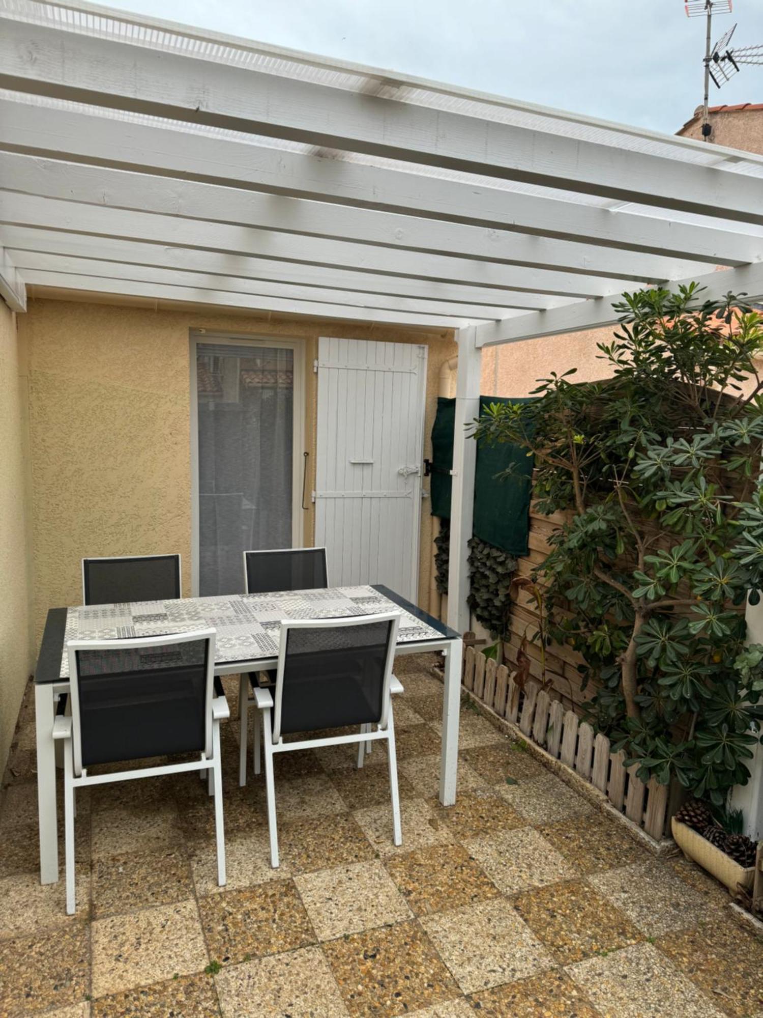 Maison Tout Confort, Bord De Mer Avec Parking Prive Gruissan Εξωτερικό φωτογραφία
